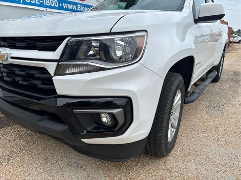 Used 2022 Chevrolet Colorado LT w/ LT Convenience Package AWD/4WD image 10
