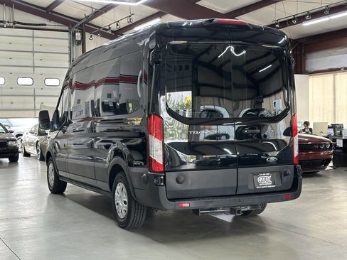 Used 2019 Ford Transit 350 XLT image 4