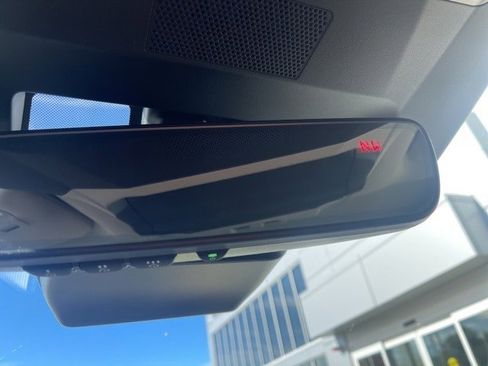 New 2025 Subaru Ascent Limited image 31