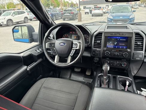 Used 2019 Ford F150 XLT w/ Equipment Group 302A Luxury AWD/4WD image 10