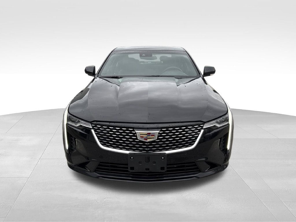 Used 2026 Cadillac CT4 Premium Luxury RWD image 2