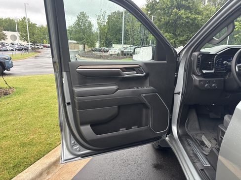 Used 2023 Chevrolet Silverado 1500 RST w/ Protection Package AWD/4WD image 14