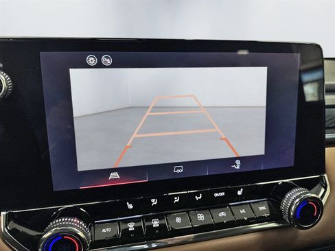 Used 2025 GMC Canyon AT4 AWD/4WD image 18