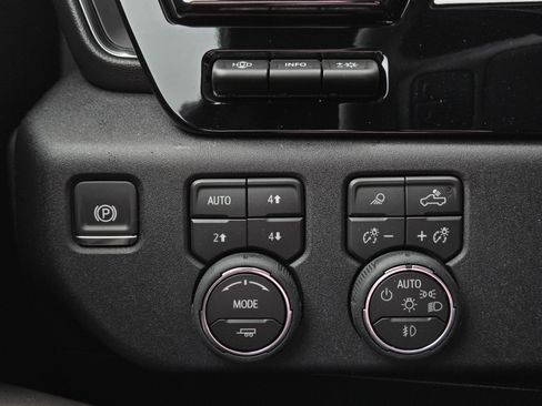 New 2026 Chevrolet Silverado 2500 ZR2 w/ ZR2 Bison Edition AWD/4WD image 12