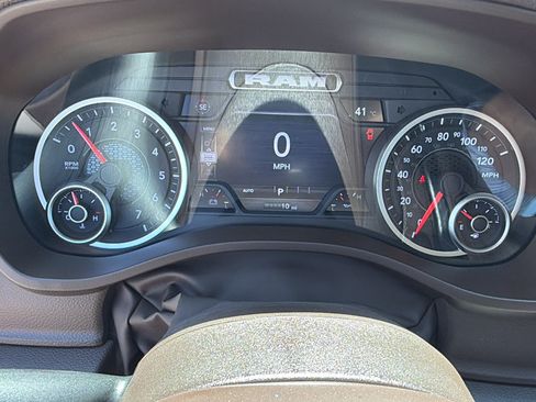 New 2026 RAM 1500 Laramie AWD/4WD image 25