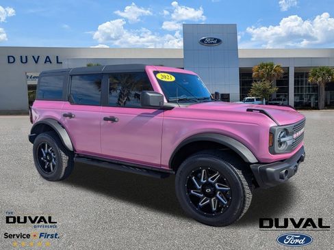 Used 2023 Ford Bronco Badlands w/ Sasquatch Package image 1