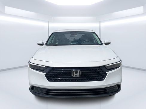 Used 2024 Honda Accord LX image 8
