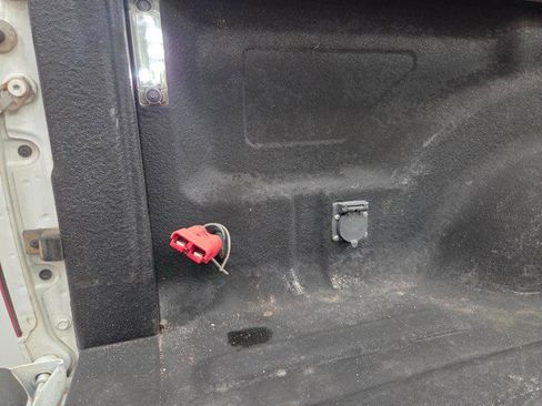 Used 2016 RAM 3500 Big Horn image 32