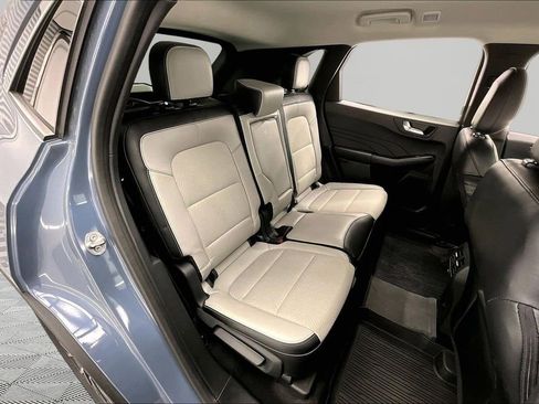 Certified 2024 Ford Escape SE FWD image 27