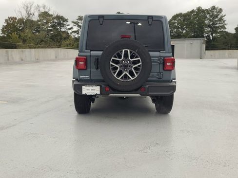 New 2026 Jeep Wrangler Unlimited Sahara AWD/4WD image 17