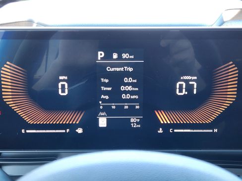 New 2026 Kia Carnival EX FWD image 16