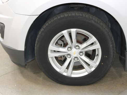 Used 2014 Chevrolet Equinox LT w/ Driver Convenience Package image 39