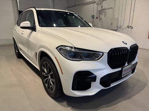 Used 2023 BMW X5 xDrive40i w/ Executive Package AWD/4WD image 10