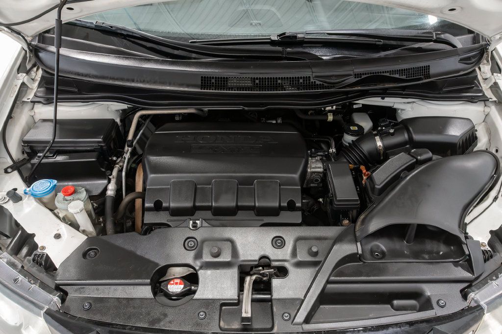 Used 2016 Honda Odyssey SE image 3