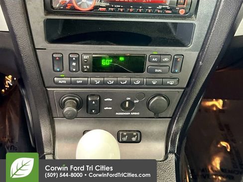 Used 2003 Ford Thunderbird RWD image 8