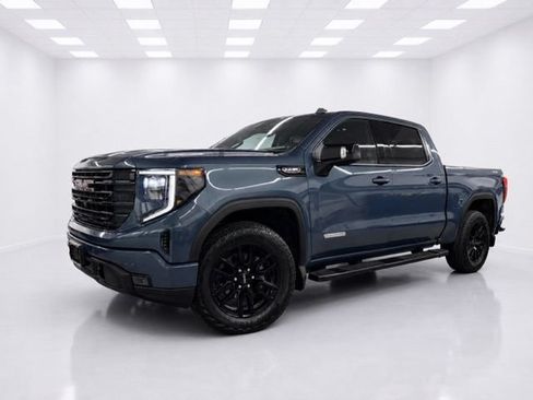 Used 2026 GMC Sierra 1500 Elevation w/ Elevation Premium Package AWD/4WD image 4