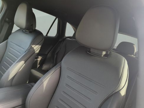 Certified 2025 Mercedes-Benz GLC 300 4MATIC image 24