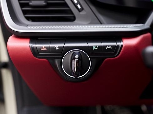 Used 2022 Porsche 911 Carrera S image 57