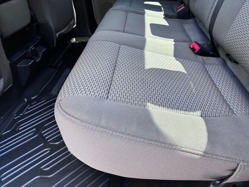 Used 2022 Ford F250 XLT AWD/4WD image 11