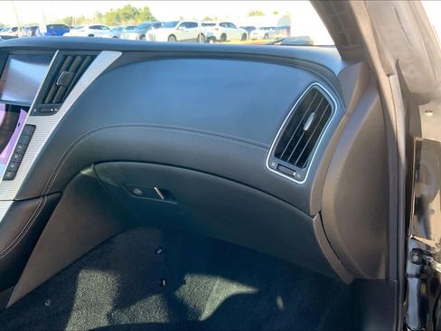 Used 2017 INFINITI Q60 3.0t Sport image 17