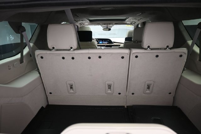Used 2022 Cadillac Escalade ESV Sport Platinum AWD/4WD image 23