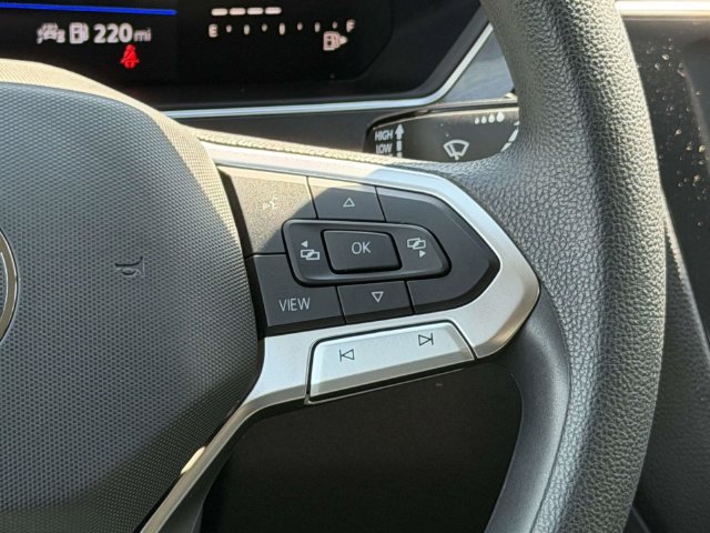 Used 2023 Volkswagen Tiguan S AWD/4WD image 23