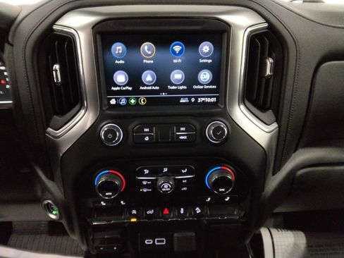 Used 2022 Chevrolet Silverado 1500 RST image 19