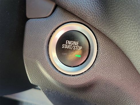 Used 2019 Chevrolet Equinox LT image 29