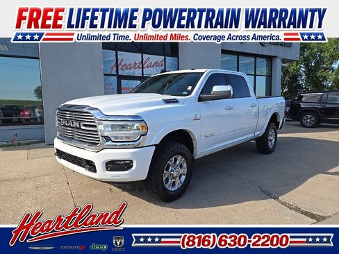 Used 2022 RAM 2500 Laramie AWD/4WD image 1