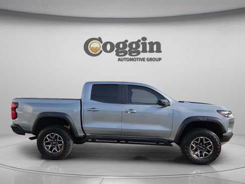 Used 2024 Chevrolet Colorado ZR2 image 7