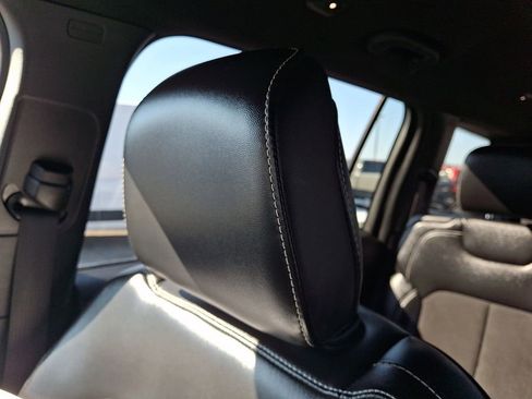 Used 2024 Jeep Grand Cherokee L Laredo AWD/4WD image 18