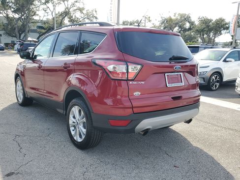 Used 2017 Ford Escape SE image 7
