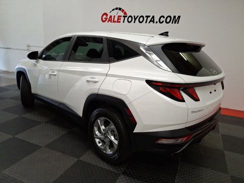 Used 2023 Hyundai Tucson SE image 8