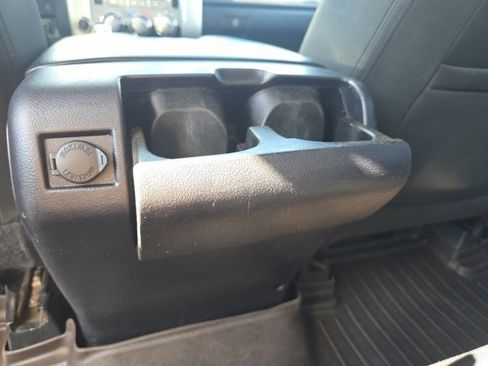 Used 2017 Toyota Tundra SR5 image 20