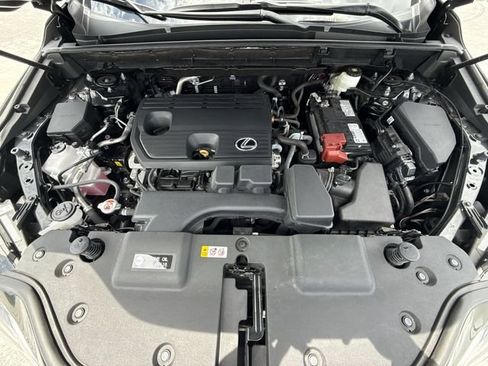 Used 2025 Lexus NX 250 FWD w/ Towing Package (2000 Lbs) image 27