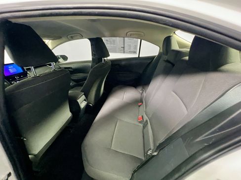 Used 2023 Toyota Corolla LE image 28
