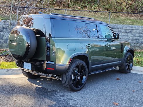 New 2026 Land Rover Defender 110 S image 2