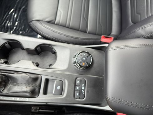 New 2025 Ford Ranger Lariat w/ FX4 Off-Road Package image 28