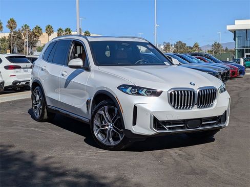 New 2026 BMW X5 sDrive40i image 1