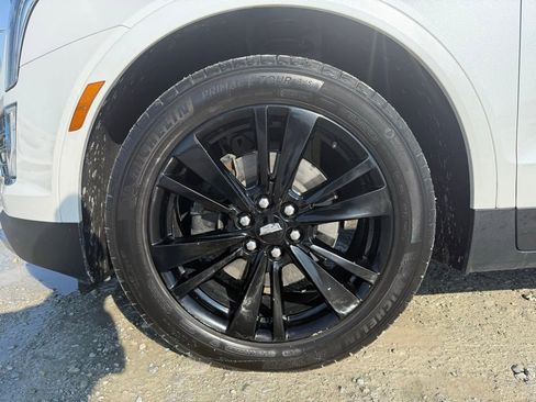 Used 2023 Cadillac XT5 Premium Luxury image 14