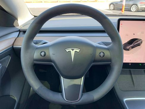 Used 2023 Tesla Model 3 Standard Range image 15