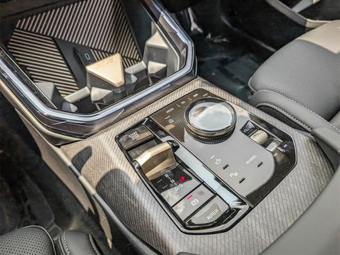 Certified 2025 BMW X3 xDrive30i w/ Premium Package image 30