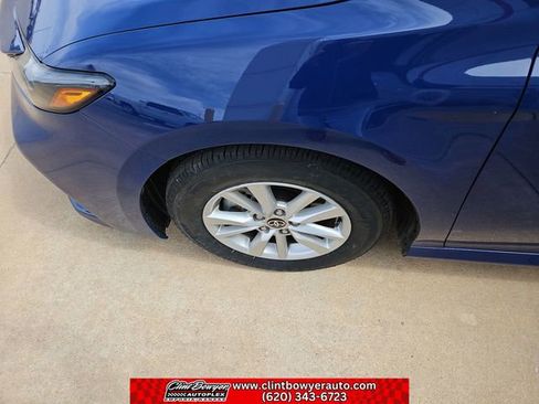 Used 2025 Toyota Camry LE image 22