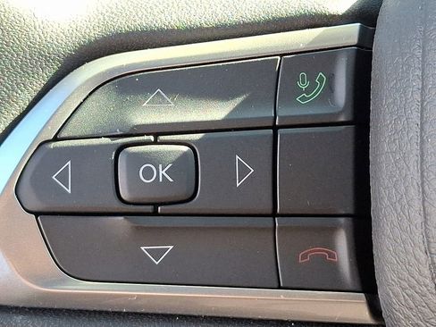 Used 2024 Jeep Compass Latitude image 19