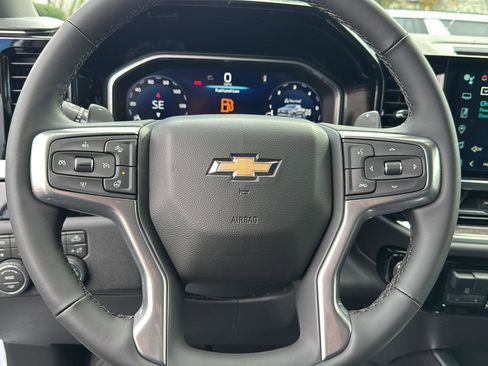 New 2026 Chevrolet Silverado 1500 LTZ w/ Z71 Off-Road Package image 17