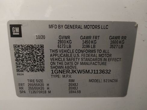 Used 2021 Chevrolet Traverse RS w/ LPO, 'HIT The Road' Package FWD image 33