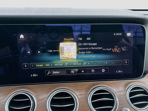 Used 2022 Mercedes-Benz E 350 Sedan image 15