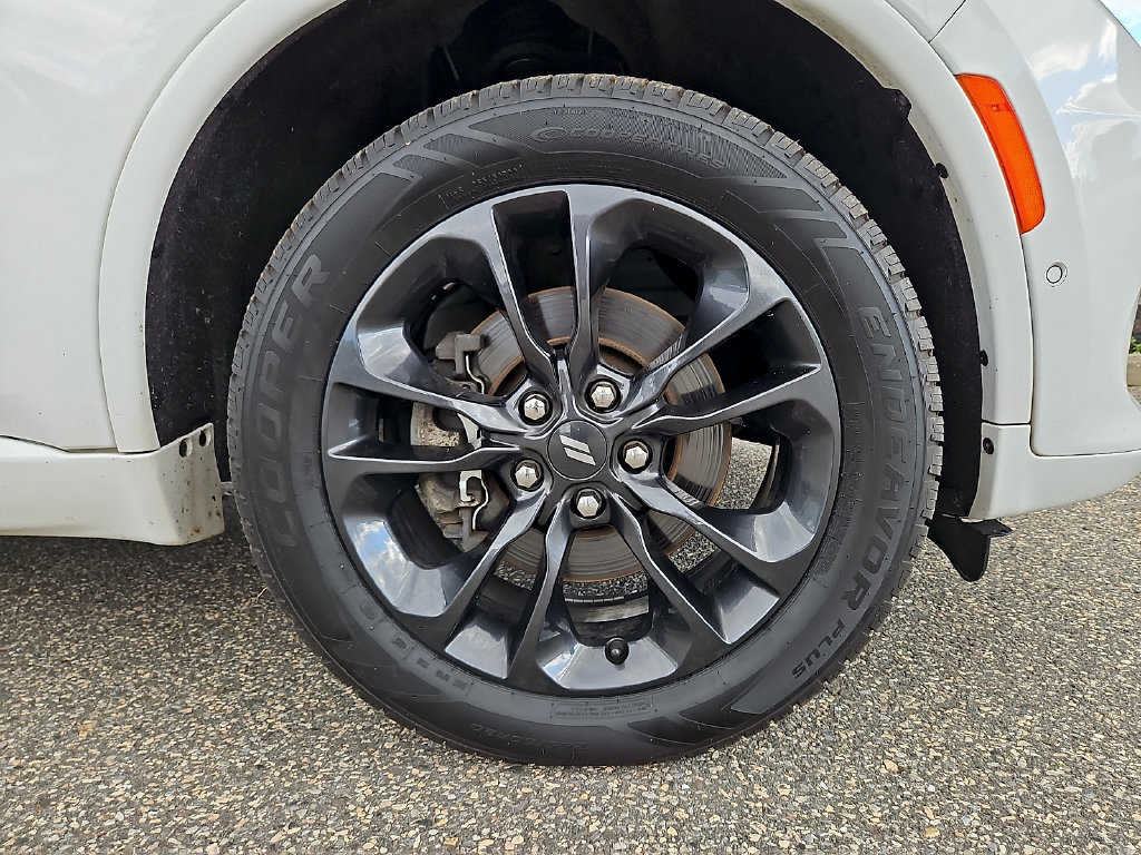 Used 2023 Dodge Durango GT AWD/4WD image 9