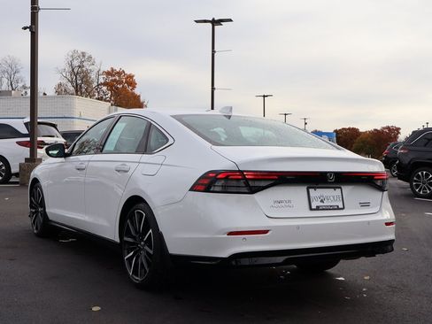 Certified 2025 Honda Accord Touring image 5