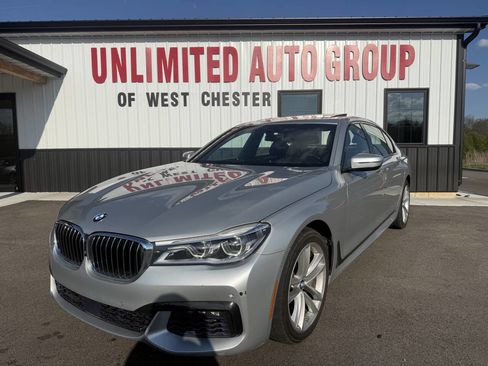Used 2017 BMW 750i xDrive image 1